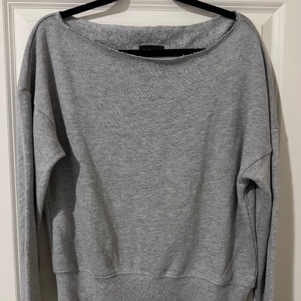 NWOT Carbon38 Off Shoulder Sweatshirt in French Terry size M